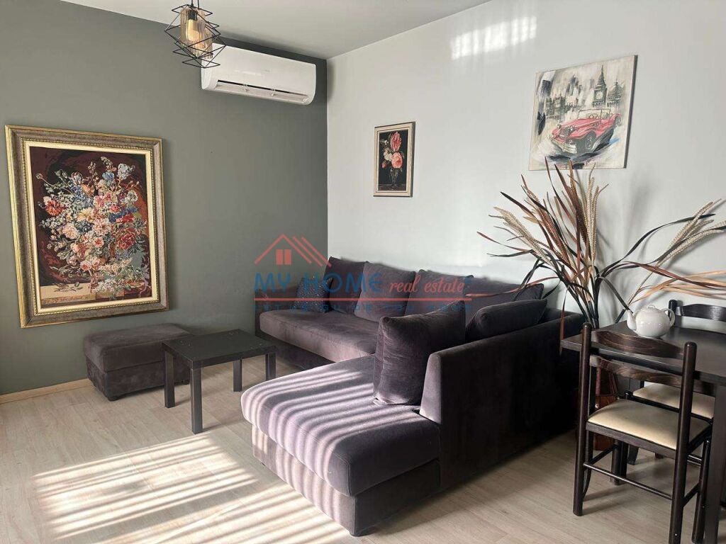 Apartament 1+1 me qira tek Shkolla e Baletit