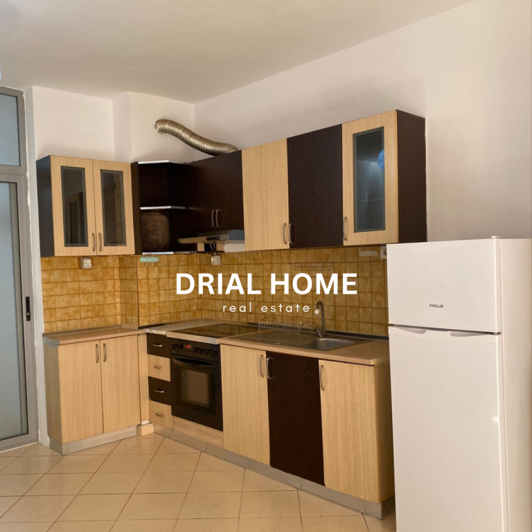 Apartament me qera 1+1