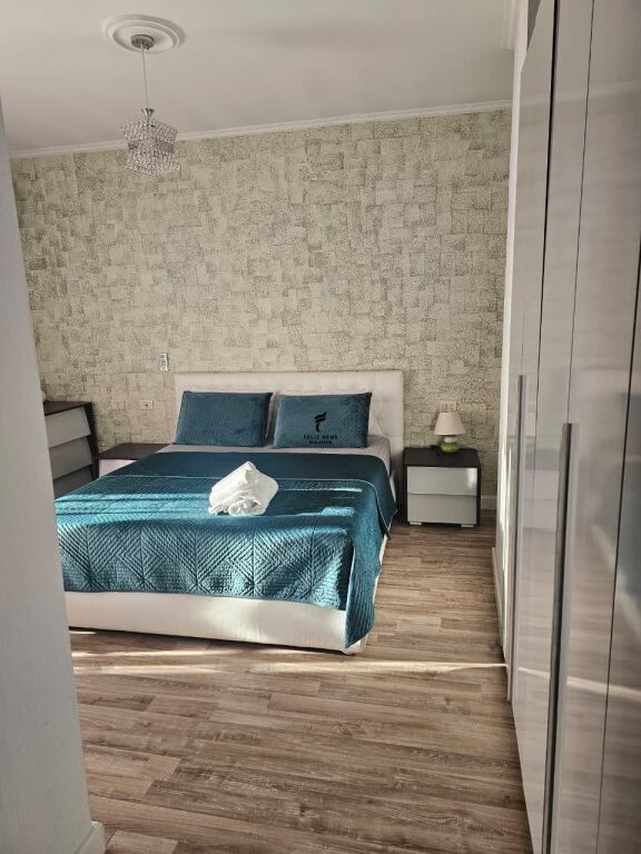 APARTMENT FOR RENT 3+1 CENTER 150,000 LEKE FH-74415