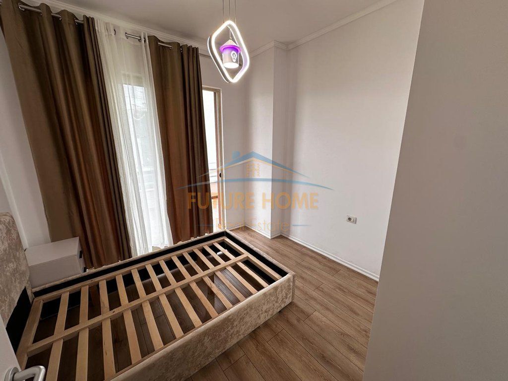 Shitet,Apartament 2+1, Unaza e Re, Tiranë