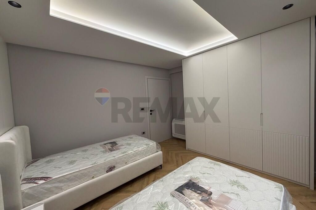 Apartment 2+1+2 for rent Blloku