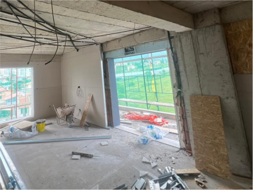 EKSKLUZIVE – Apartament 2+1+2 për shitje tek Kompleksi Bengas