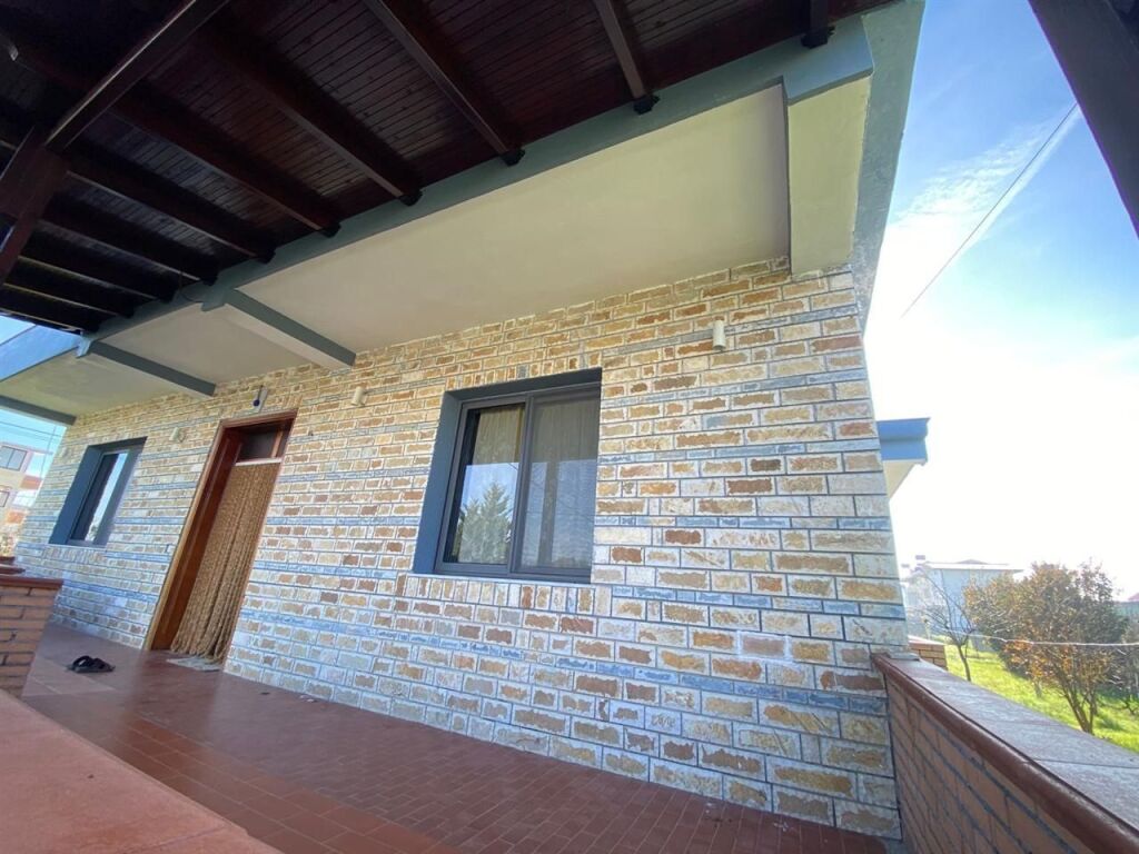 VILLA 1 FLOOR + SHOP FOR SALE XHAFZOTAJ DURRES 200,000 EURO