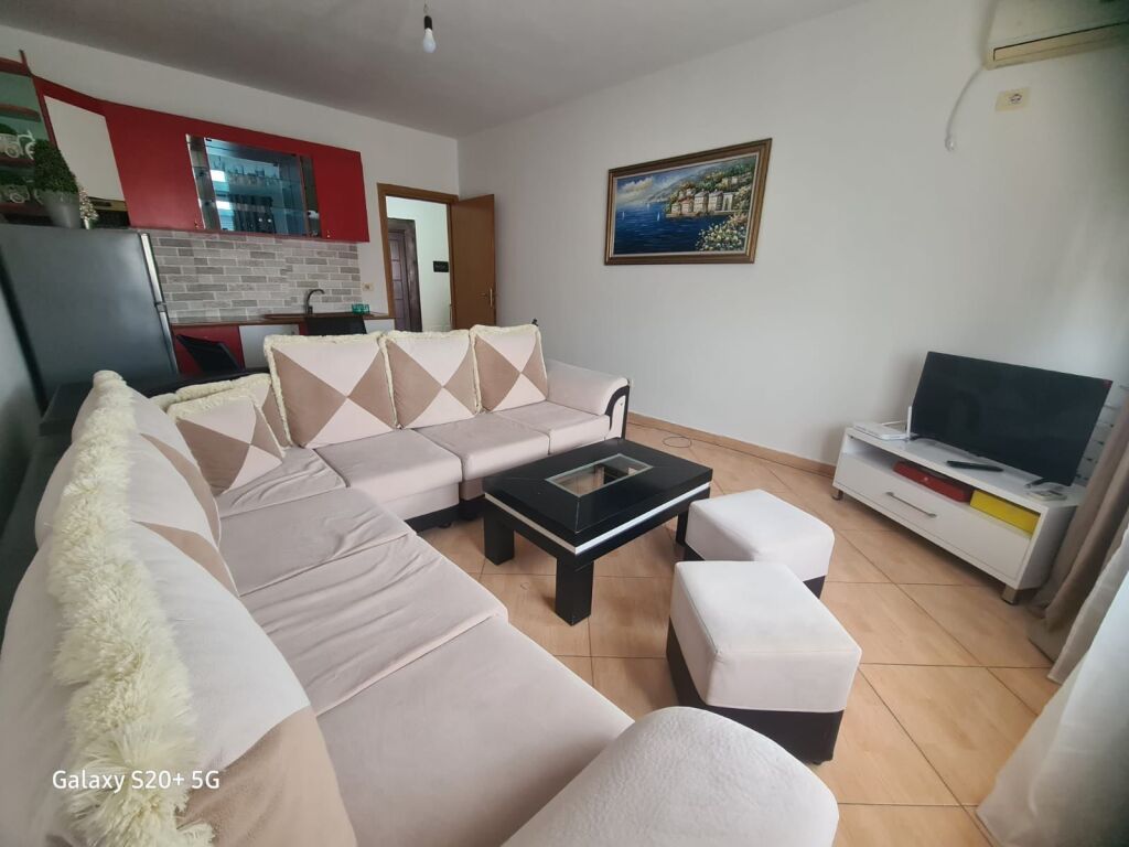 Apartment for rent 1+1 astir
