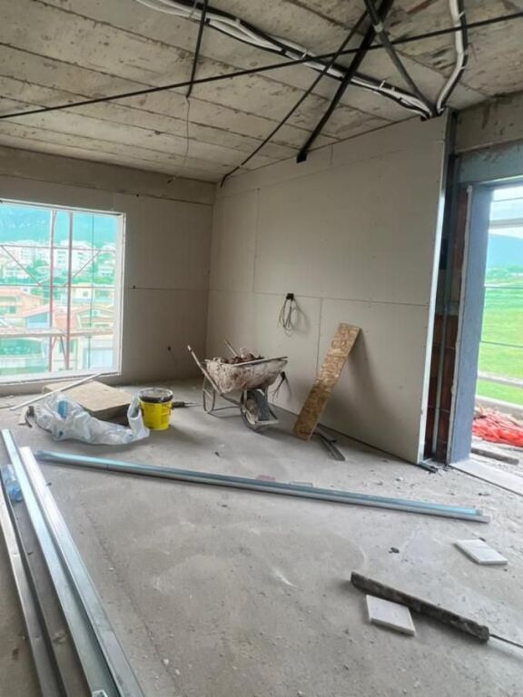 EKSKLUZIVE – Apartament 2+1+2 për shitje tek Kompleksi Bengas