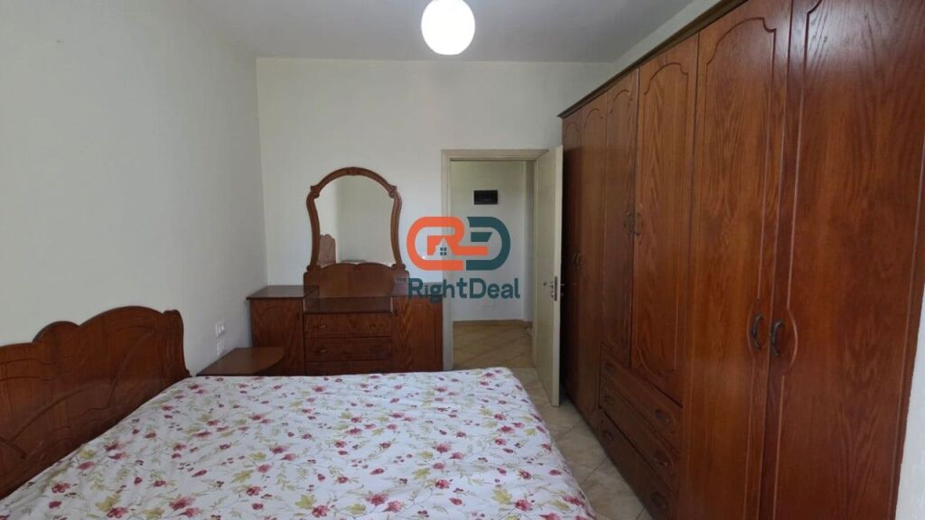Tek Tregu I Ri Elektrik, Shitet Apartament 1+1, Ideal Per Banim Dhe Investim !!!