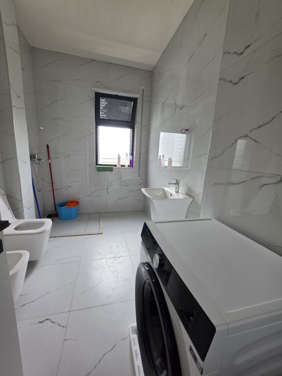 appartamento 2+1 in affitto in Paskuqan, 6° piano, 500 euro