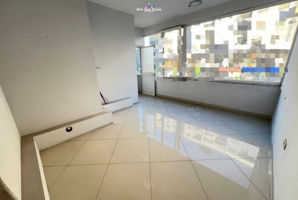 Ufficio in Affitto a Astir (ID BZ2965) Tirana