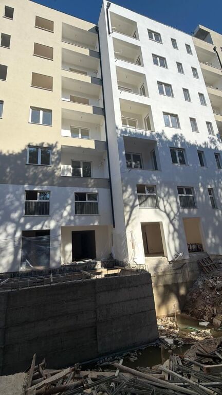 SHITET APARTAMENT 1+1 MALI I ROBIT, GOLEM