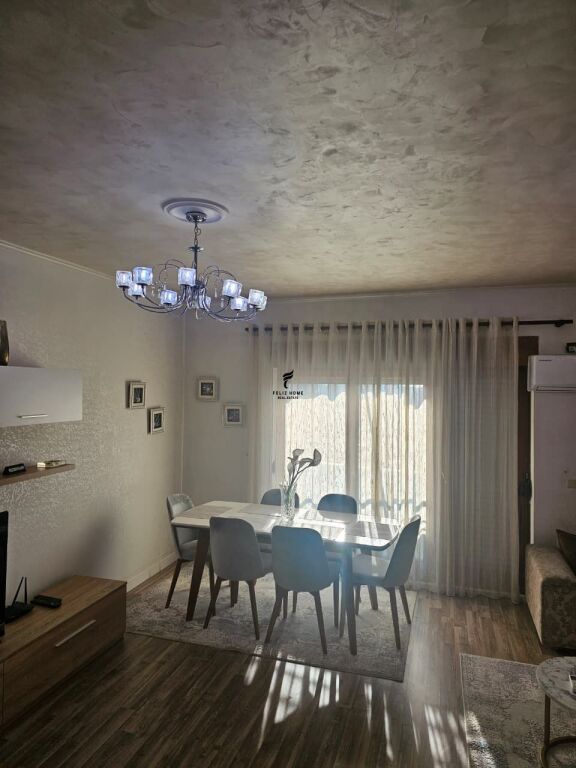 APARTMENT FOR RENT 3+1 CENTER 150,000 LEKE FH-74415