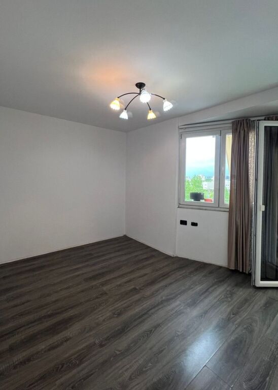 🏡 Shitet Apartament 2+1 – Ish Fusha e Aviacionit