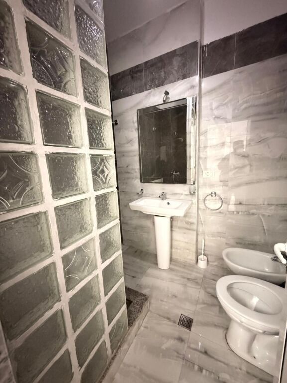 🏡 Appartamento 2+1 in Affitto – Vicino all'Acquedotto, Durrës