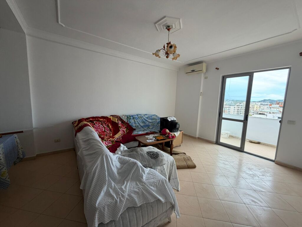 Shitet Apartament 1+1 me pamje deti ne Durres !