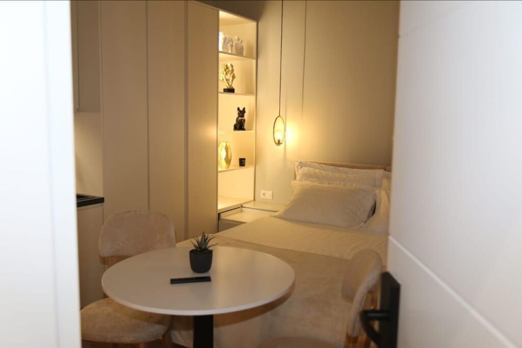2 Studios for sale, Zogu i Zi