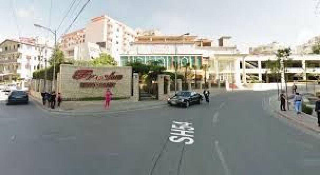 Apartament 2+1 + guzhine +2 ne Fresk