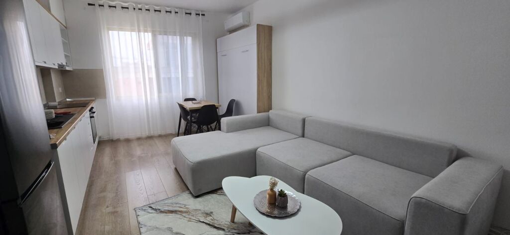Apartament 1+1 me qera ne Golem