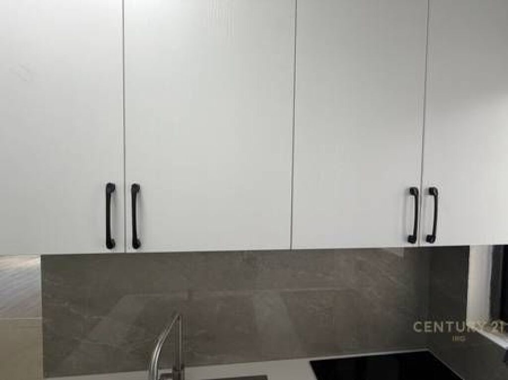 JEPET APARTAMENT 1+1 PËR QIRA