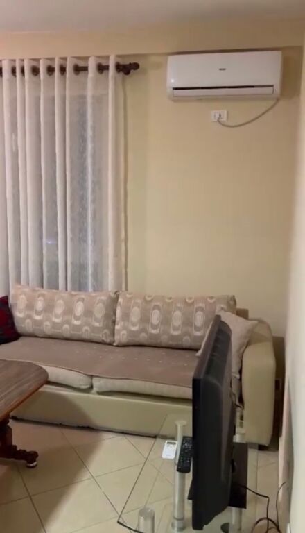 Apartament 1+1 me qera mbrapa Globe tek Rruga e Kavajes