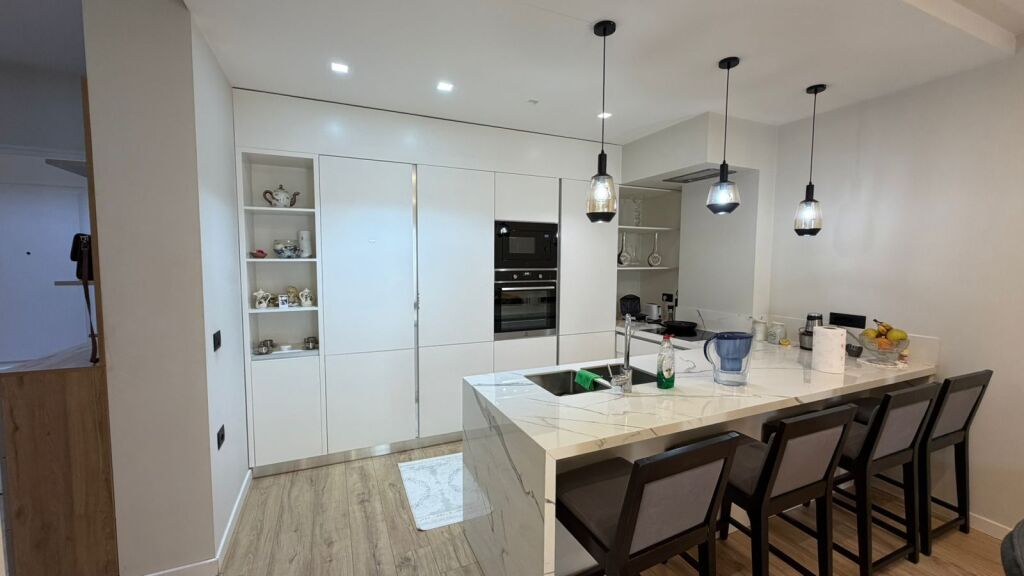 🏡 Shitet Apartament 1+1 në Fresk