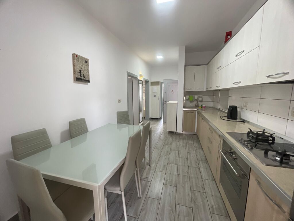 Shitet Apartament 1+1 +2 ballkone