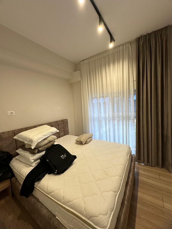 🏡 Shitet Apartament 1+1 + Ballkon 📍 Mangalem, Ali Demi
