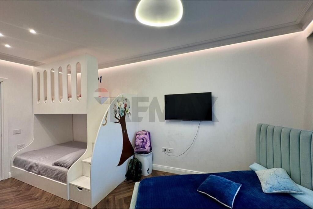 APARTAMENT 4+1 +2 PARKIME NË SHITJE TE EURO 3D