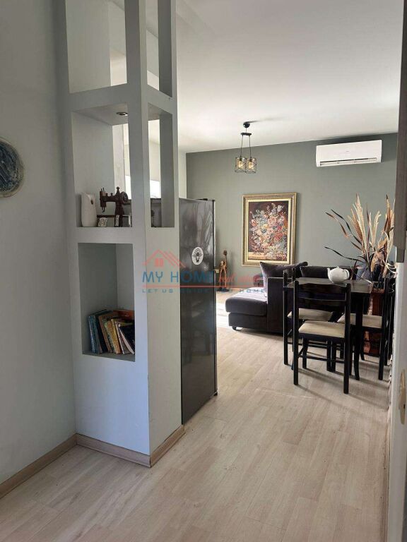 Apartament 1+1 me qira tek Shkolla e Baletit