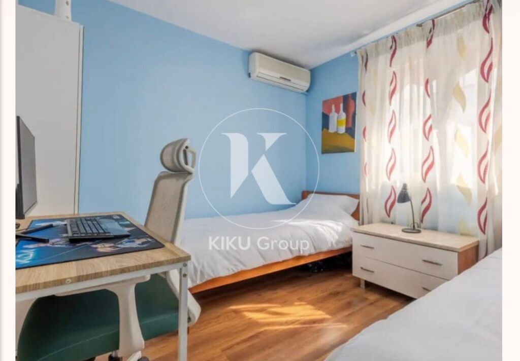 2+1, vicino all'ufficio legale vicino a piazza Wilson, 900 euro