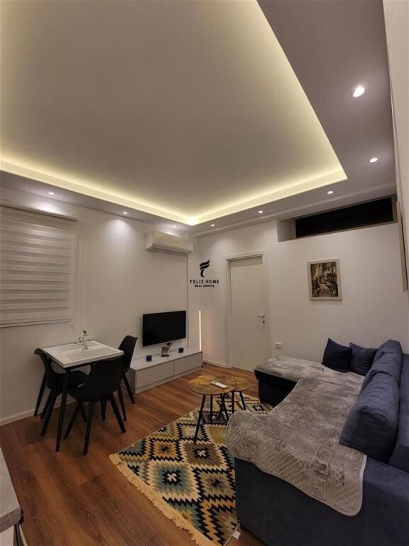APARTAMENT ME QERA 1+1 RRUGA DURRESIT 55.000 LEKE FH-74445