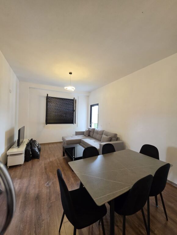 appartamento 2+1 in affitto in Paskuqan, 6° piano, 500 euro