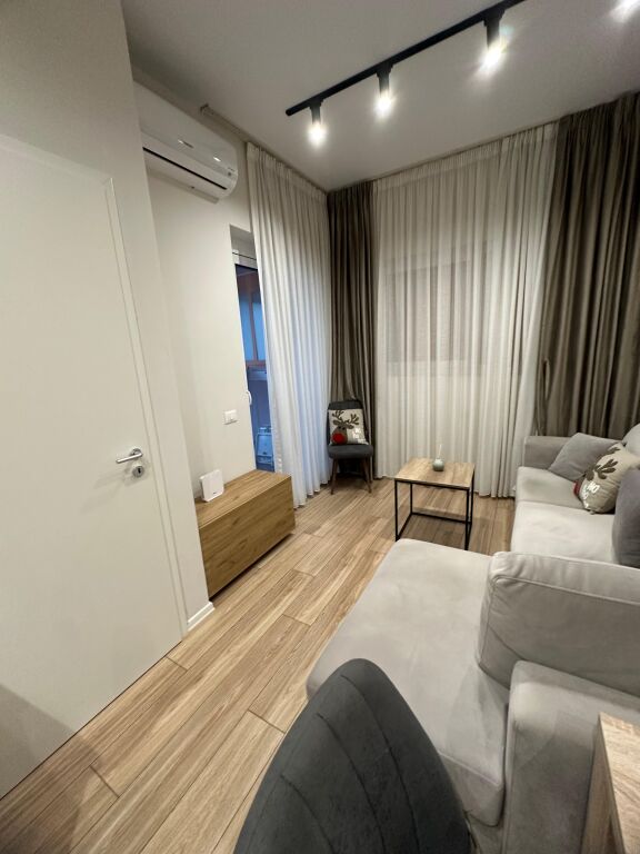🏡 Shitet Apartament 1+1 + Ballkon 📍 Mangalem, Ali Demi