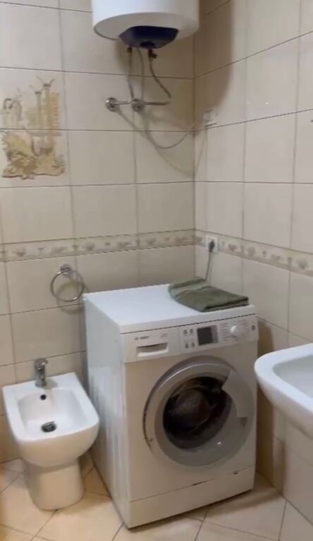 Apartament 1+1 me qera mbrapa Globe tek Rruga e Kavajes