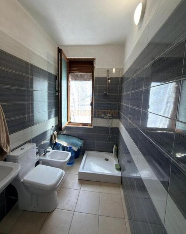 For sale, 2+1 Apartment Fresku, Tirana  