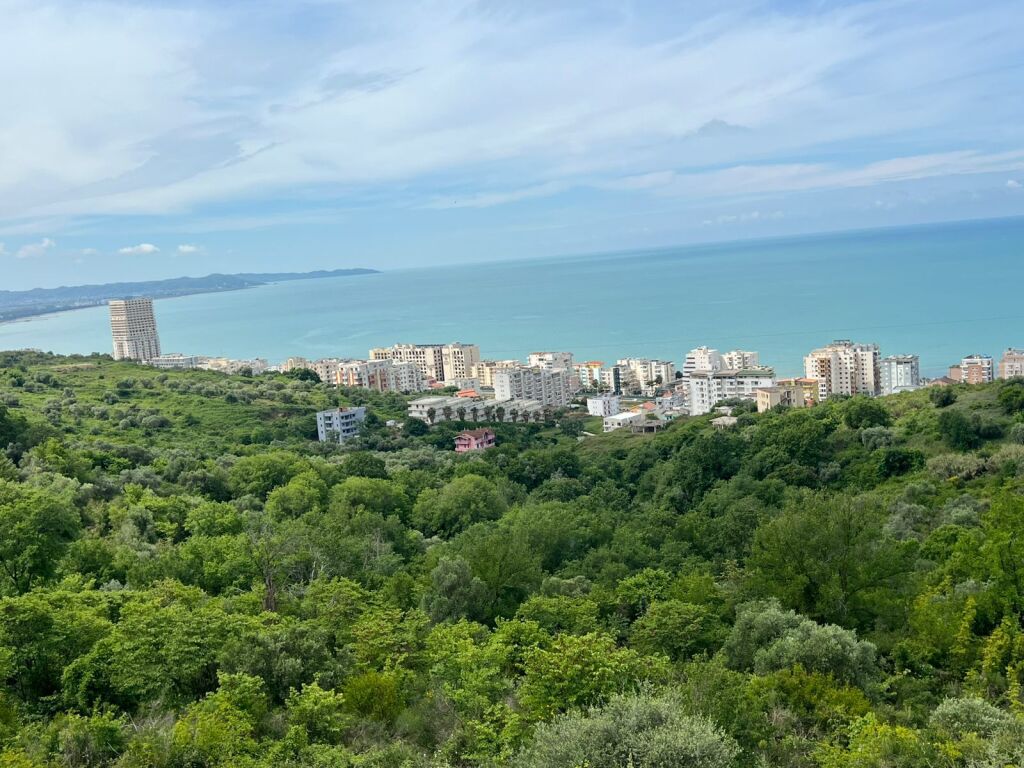TERRENO IN VENDITA CON VISTA MARE 1300 M2 SCALINATO DURAZZO 110000 EURO