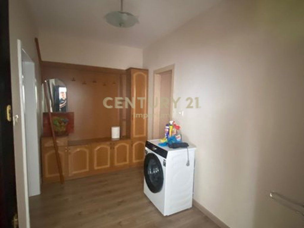 Jepet me Qira Apartament 1+1 tek Irfan Tomini 450 € /Muaj Sip. Totale  56m2
