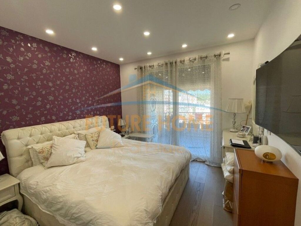 In vendita, Appartamento 3+1, Comune di Parigi, Tirana.