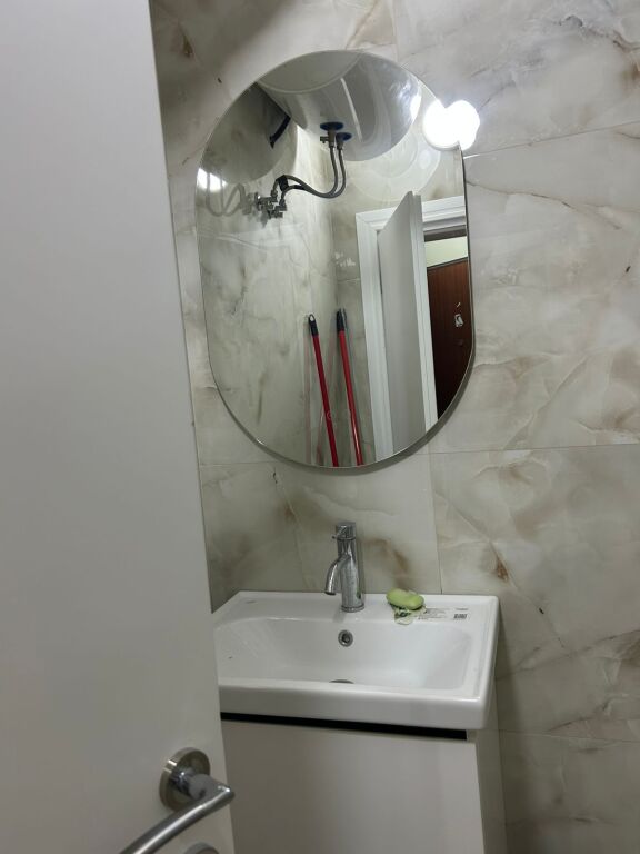 Shtepi  tek Shkembi Kavajes