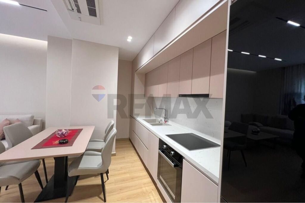 Apartment - For Rent - Zogu I Zi, Tirana