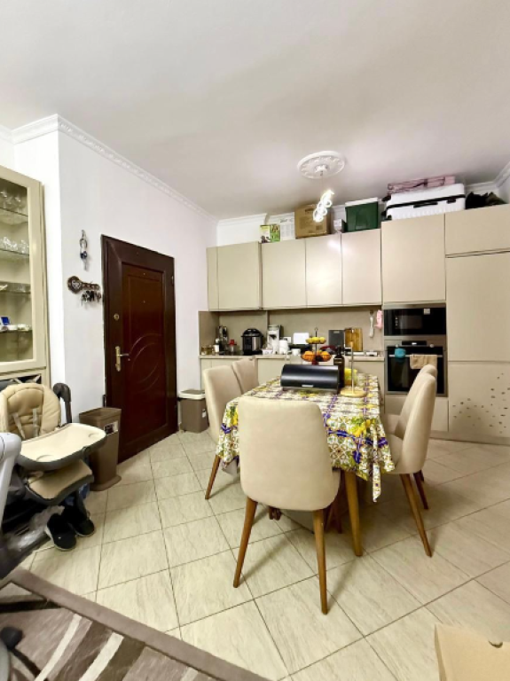 🏡 Appartamento 1+1 in Vendita – Kombinat
