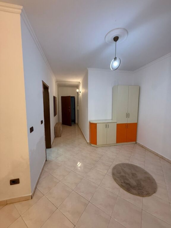Apartment 2+1 for rent at Ujesjellsi, Durres