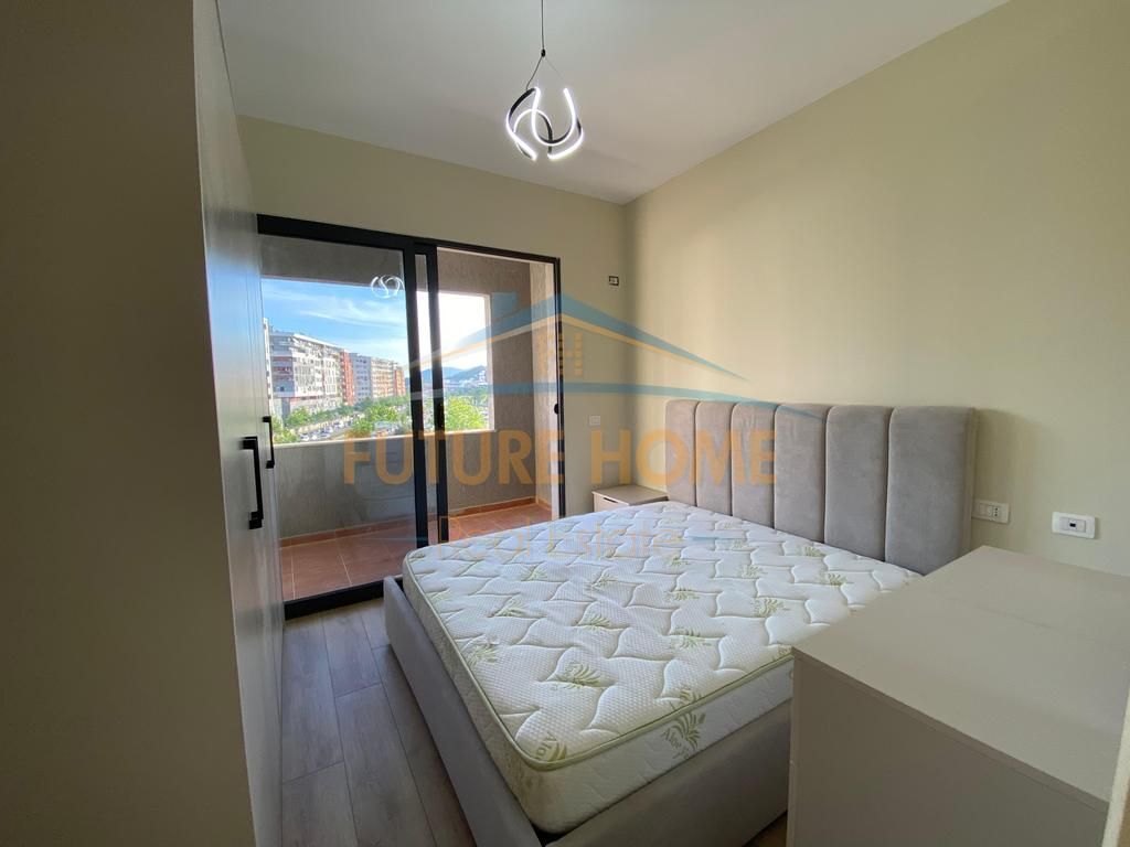 Shitet, Apartament 2+1, Unaza e Re