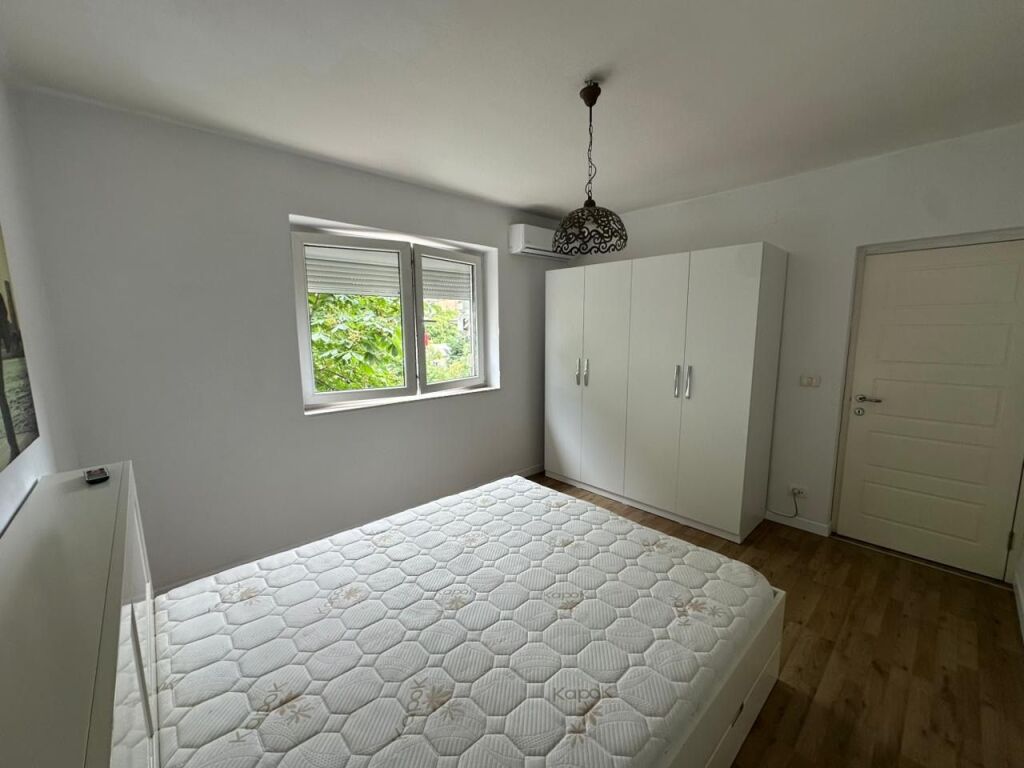 Appartamento 1+1 in affitto in Via Elbasani!