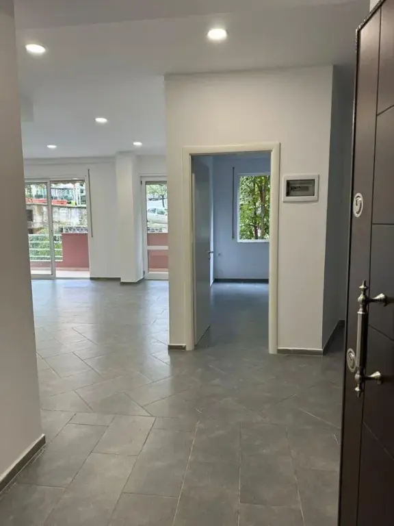 OCCASION!!! Apartment 2+1 + Shop for sale in FRESK 134,000 Euro