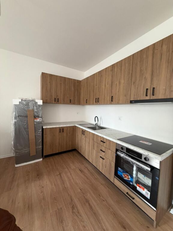 Jepet me qira apartament 1+1  ne Paskuqan !!