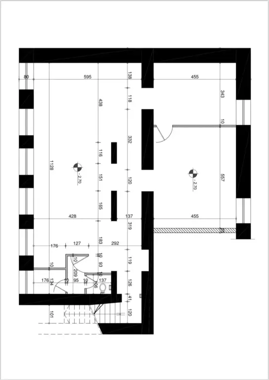 Locale commerciale in vendita (investito) vicino a Piazza Wilson, superficie totale 133 m2, piano -1, prezzo 140.000 Euro