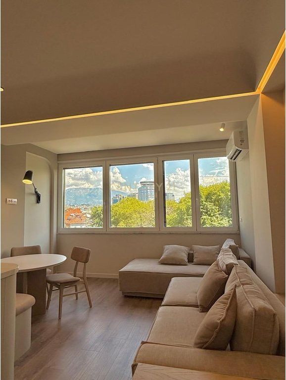 Apartament luksoz 1+1 me qira tek Myslym Shyri