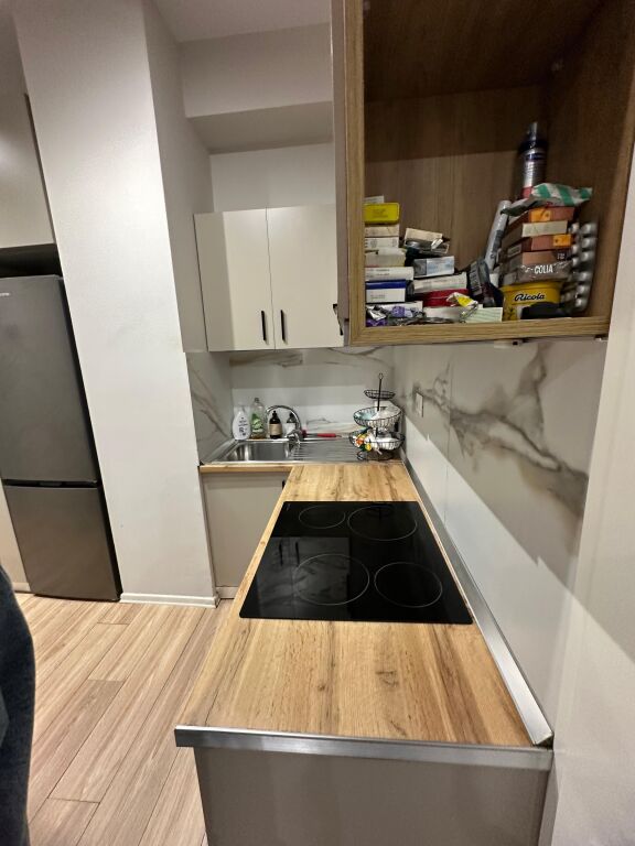 🏡 Shitet Apartament 1+1 + Ballkon 📍 Mangalem, Ali Demi