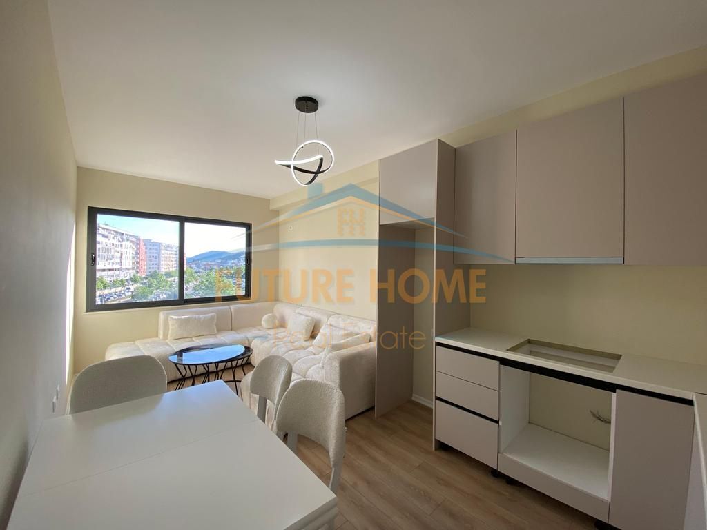 Shitet, Apartament 2+1, Unaza e Re