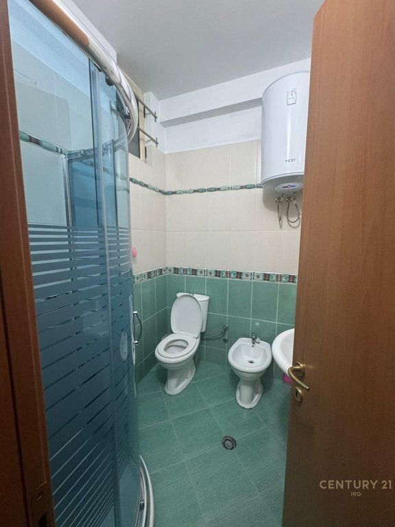 APARTAMENT 1+1 PER QIRA MYSLYM SHYRI! 900 € /Muaj Sip. Totale  67m2