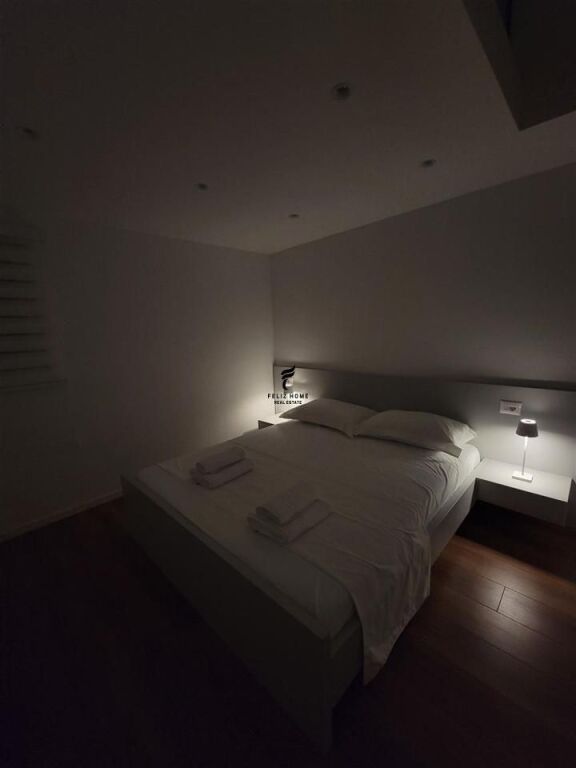 APARTAMENT ME QERA 1+1 RRUGA DURRESIT 55.000 LEKE FH-74445